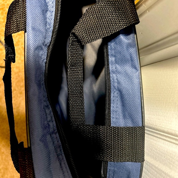 - I-pack small-medium bag NWT - Picture 8 of 8